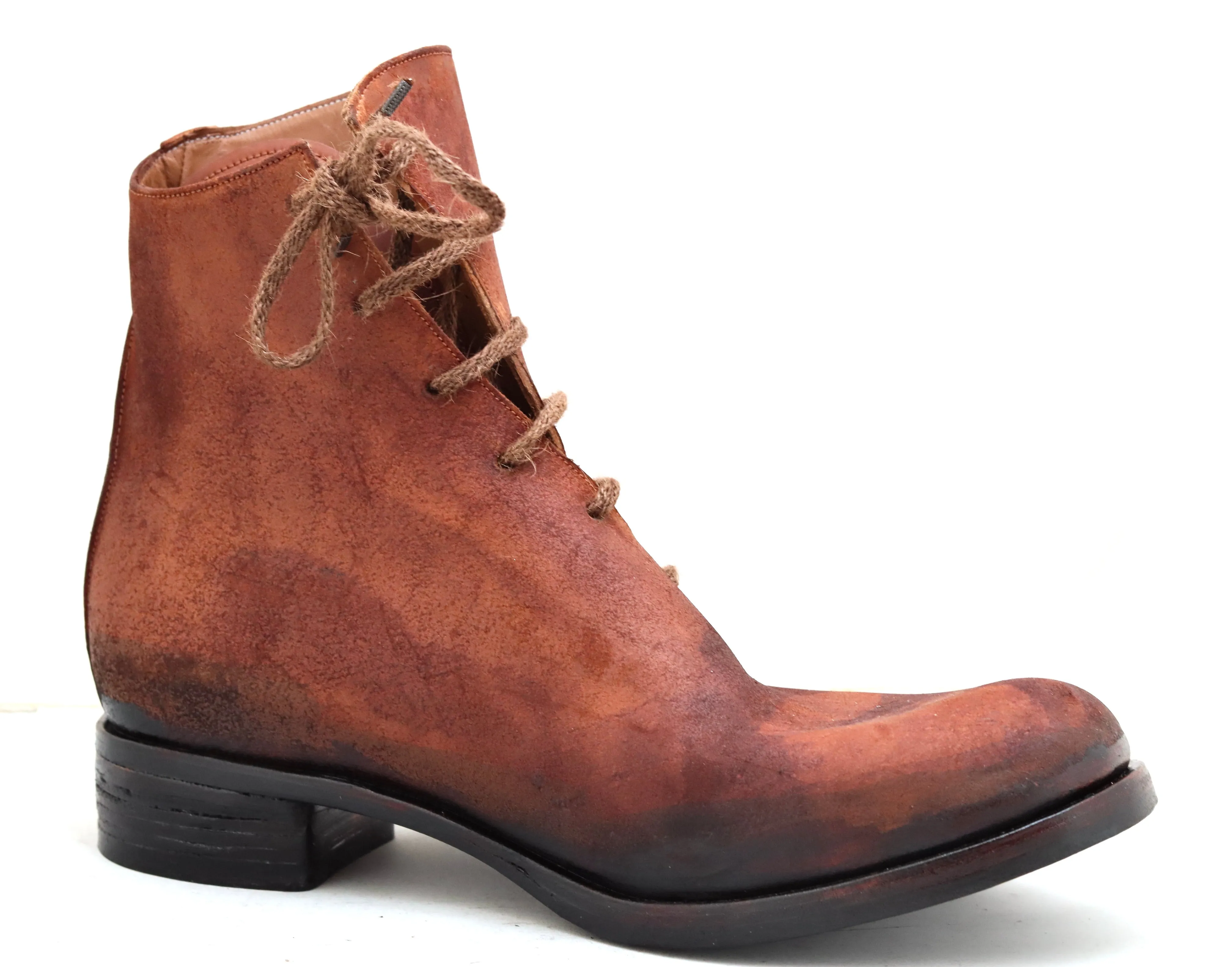 Spiral lace boot  | brandy | cordovan