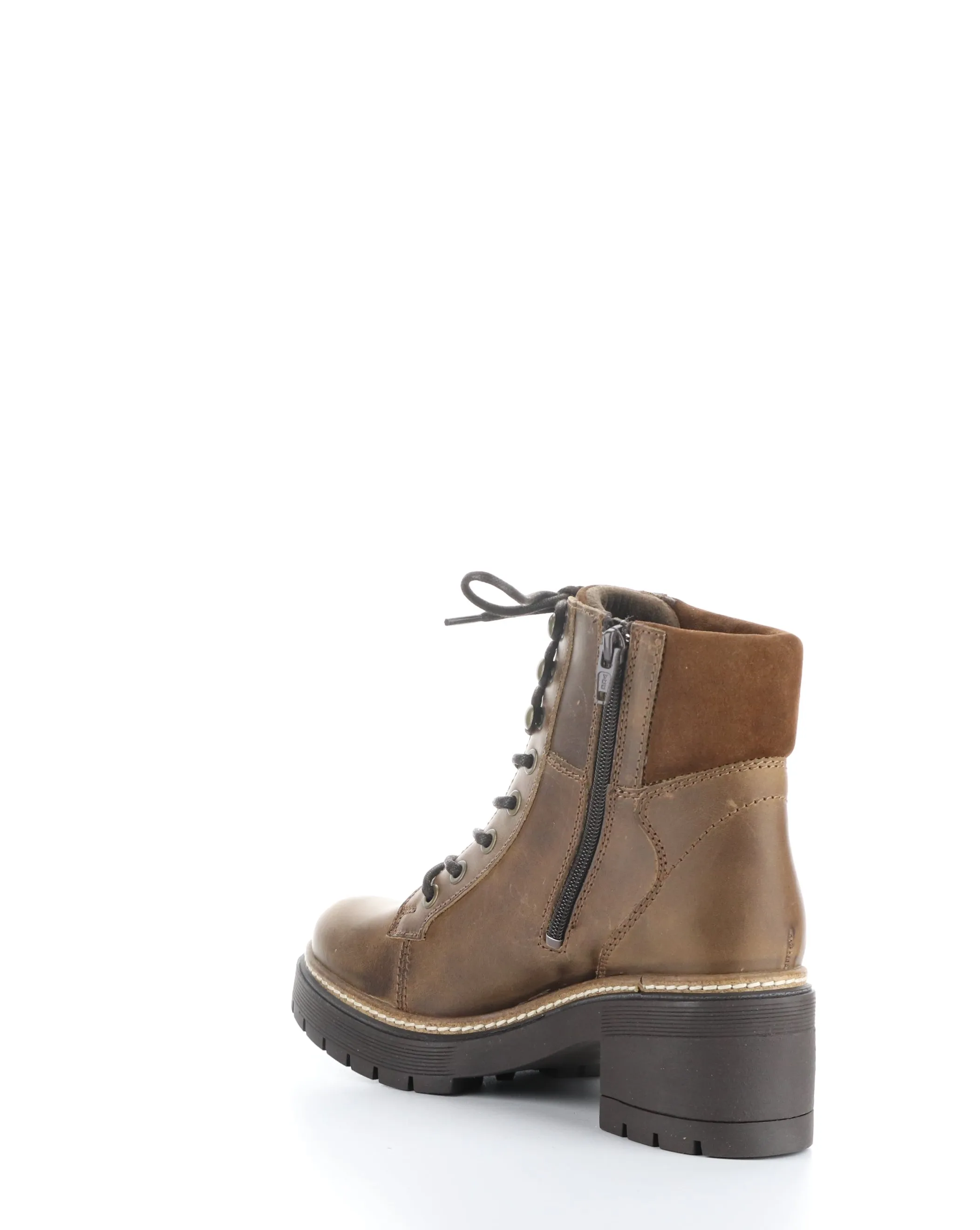 ZOA CAMEL/REDWOOD Round Toe Boots